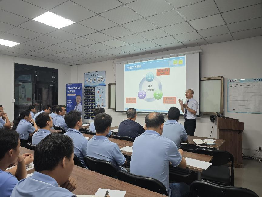 聚焦溝通效能，康柏工業(yè)陶瓷專題培訓(xùn)夯實穩(wěn)健發(fā)展基石
